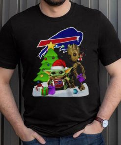 Santa Groot and Baby Yoda hug Buffalo Bills Snow Christmas Tree shirt