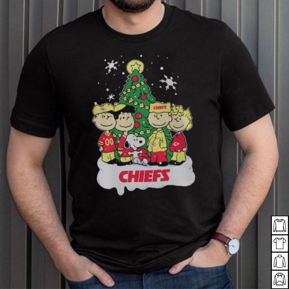 Kansas City Chiefs Christmas Tree White T- Shirt Gift Xmas Size S to 3XL