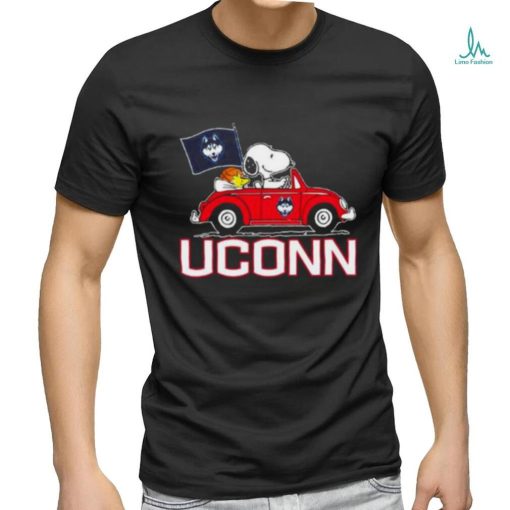 Snoopy and Woodstock driver car uconn huskies shirt