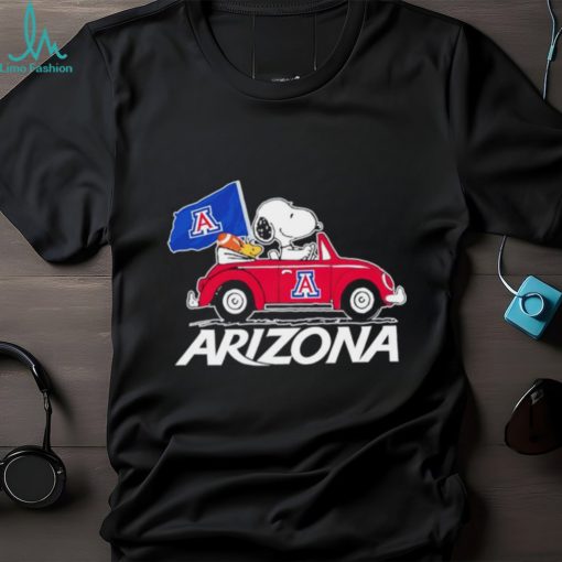 Snoopy and Woodstock driving car Arizona Wildcats shirt
