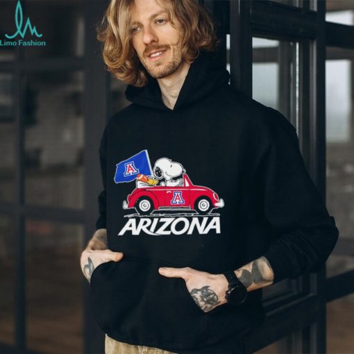 Snoopy and Woodstock driving car Arizona Wildcats shirt