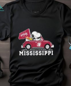 Snoopy and Woodstock driving car Mississippi State Bulldogs shirt