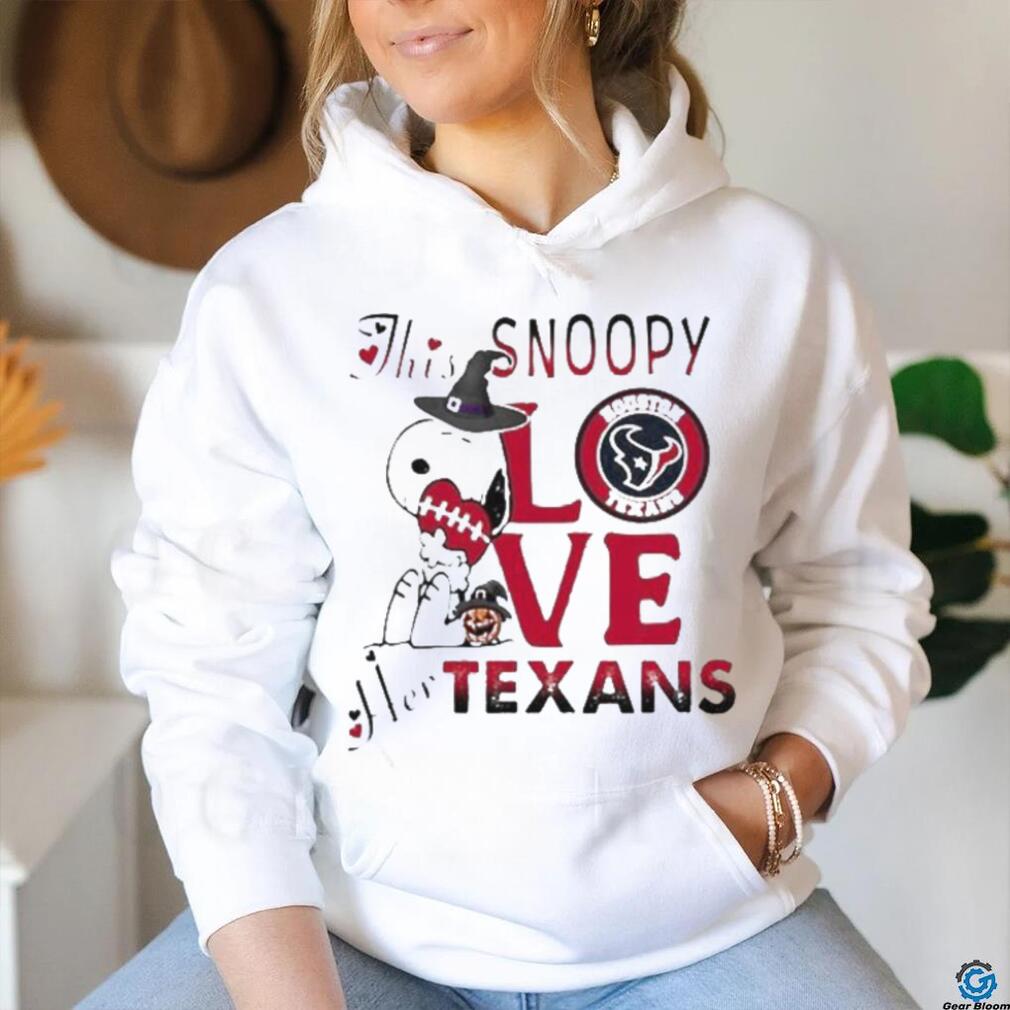 Snoopy Yankees just a woman who love Halloween shirt, hoodie, sweater and  long sleeve