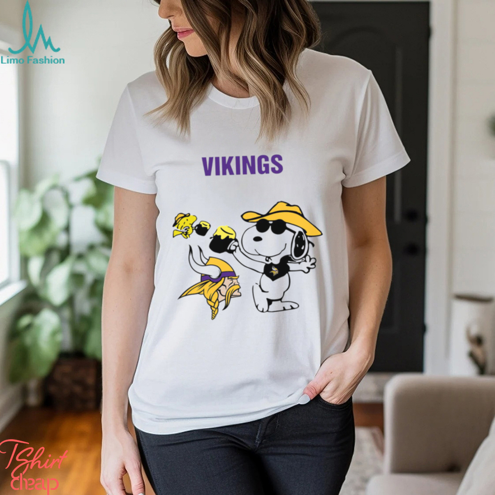 Vikings Snoopy Make Me Drink shirt,sweater - Limotees