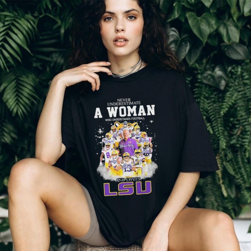 Never Underestimate A Woman Who Understands Baseball And Loves LSU Tigers T  Shirt