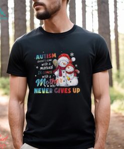 AUTISM DOESN'T COME WITH A MANUAL IT COMES WITH A MOTHER Classic T Shirt