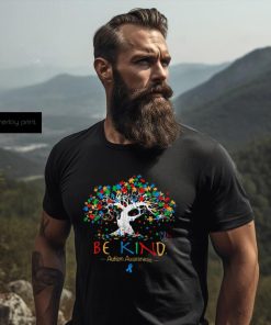 BE KIND AUTISM AWARENESS Classic T Shirt