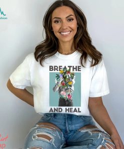 BREATHE AND HEAL Classic T Shirt
