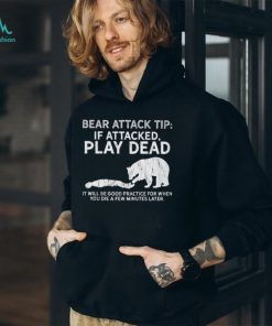 Bear attack tip T Shirt