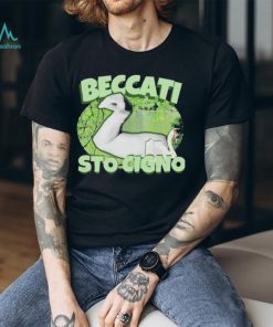 Beccati Sto Cigno T Shirts