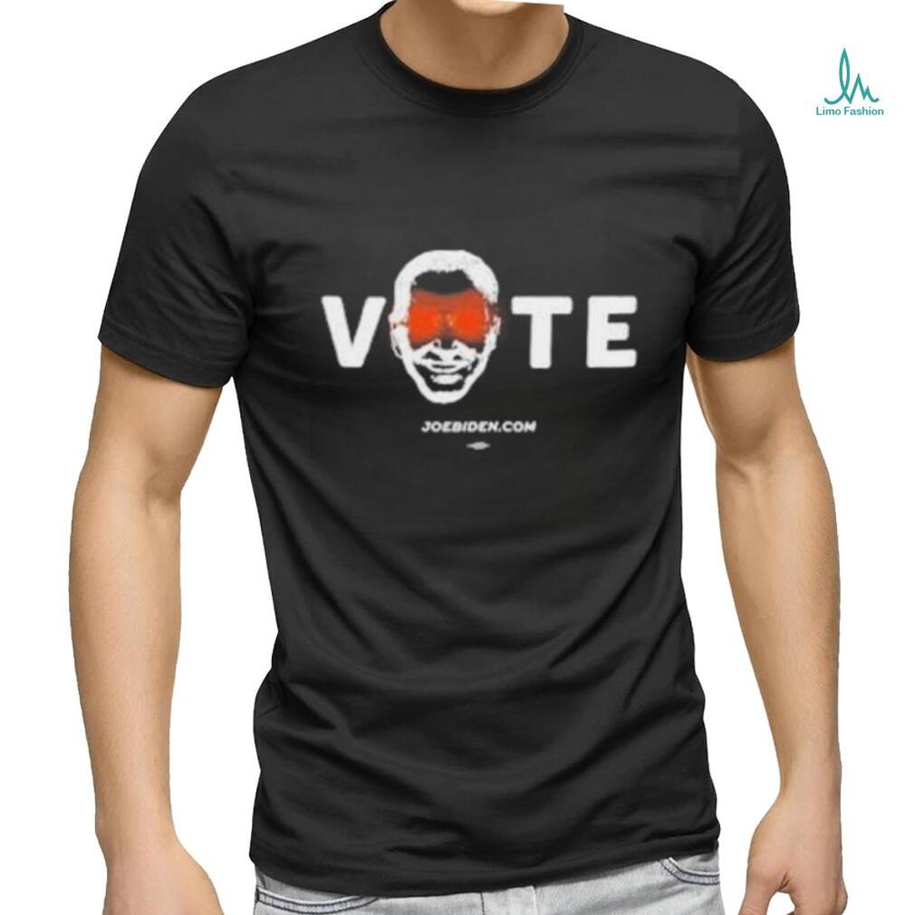 Biden Harris Glow In The Dark on Vote Joebiden.Com Shirt Biden Harris Glow In The Dark on Vote Joebiden.Com Shirt
