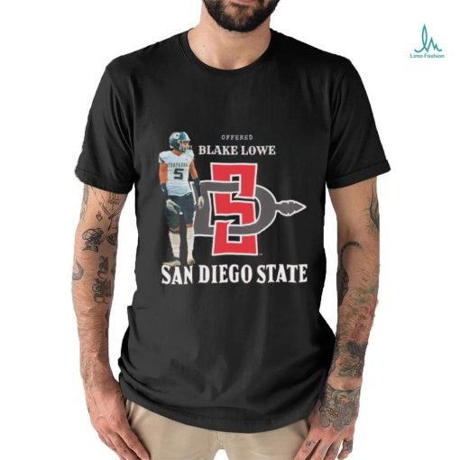 Blake Lowe offered San Diego State shirt