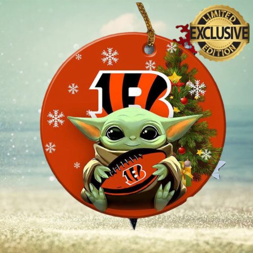 Cincinnati Bengals Baby Yoda NFL Christmas Decorations Ceramic Ornament