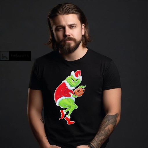 I Hate People But I Love My Philadelphia Eagles Grinch Christmas Shirt -  Peanutstee