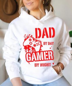 Dad By Day Gamer By Night T shirt