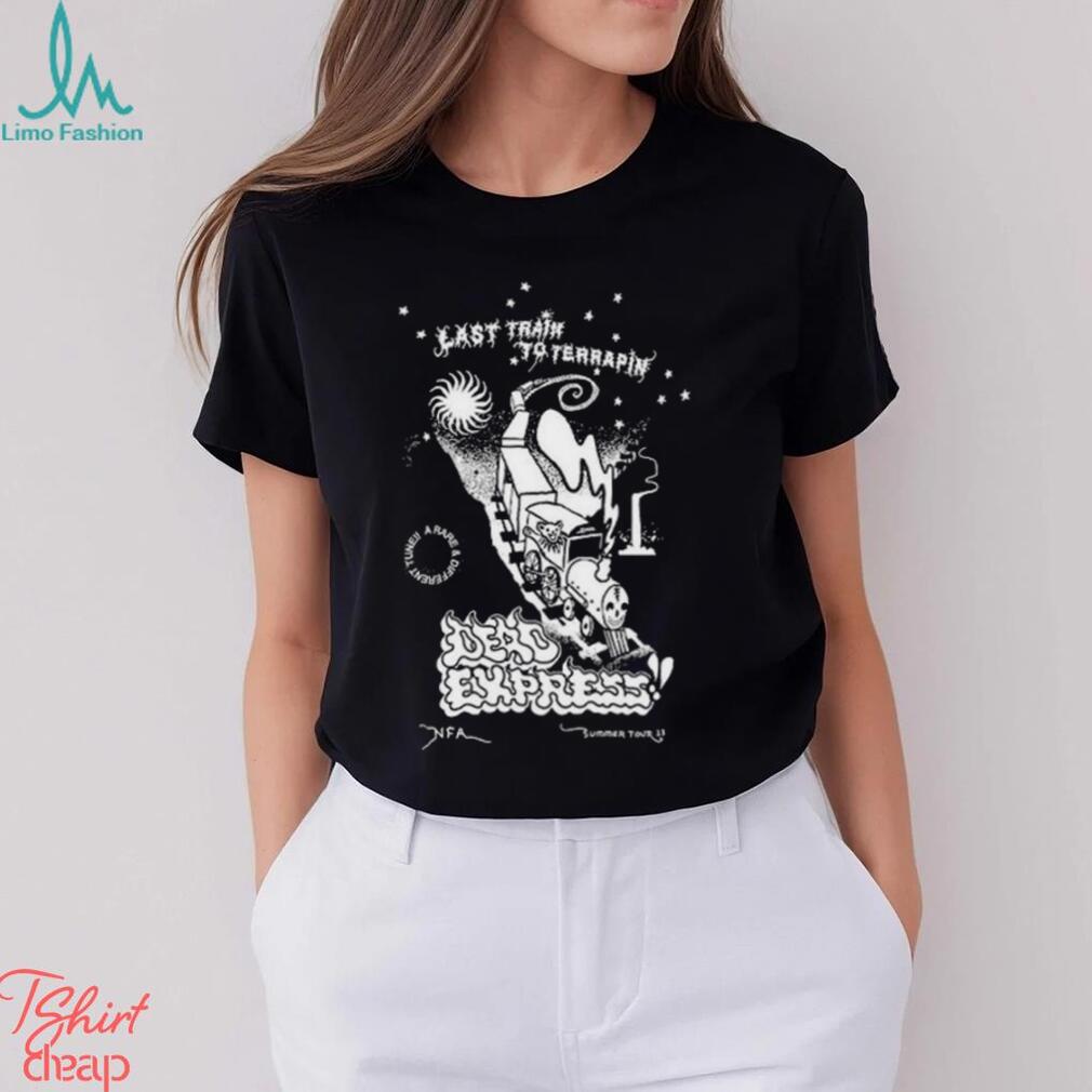 Dead Tour 2023 – Last Train To Terrapin Station – Final Tour – Limited Pre Release – Nfa – Lot Shirt Dead Tour 2023 – Last Train To Terrapin Station – Final Tour – Limited Pre Release – Nfa – Lot Shirt