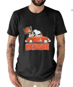Design Cleveland browns Peanuts Snoopy car cartoon sports shirt