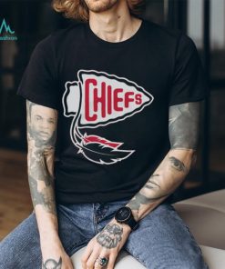 Elevate your Chiefs game day attire with our Chiefs Arrow Shirt