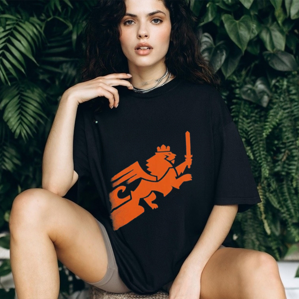 FC Cincinnati Streaking Lion With Sword shirt FC Cincinnati Streaking Lion With Sword shirt
