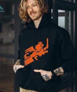 FC Cincinnati Streaking Lion With Sword shirt, hoodie, sweater, long sleeve and tank top FC Cincinnati Streaking Lion With Sword shirt