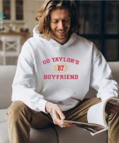 Go taylors boyfriend travis kelce 87 shirt