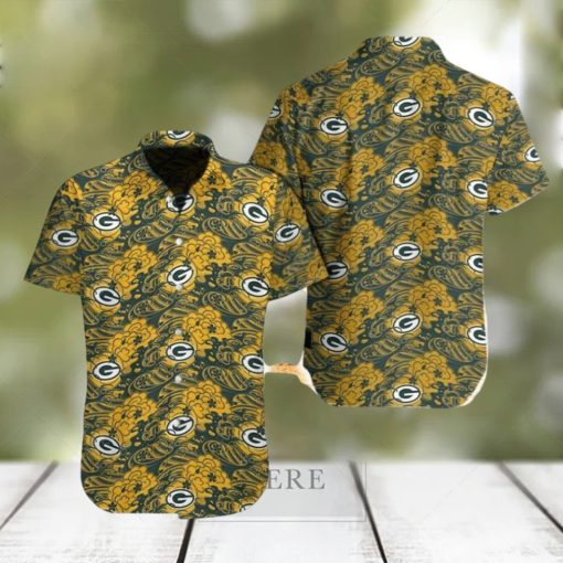 Green Bay Packers Great Waves Of Japanese Hawaiian Shirt And Short For Men Gift, Short Beach For Family