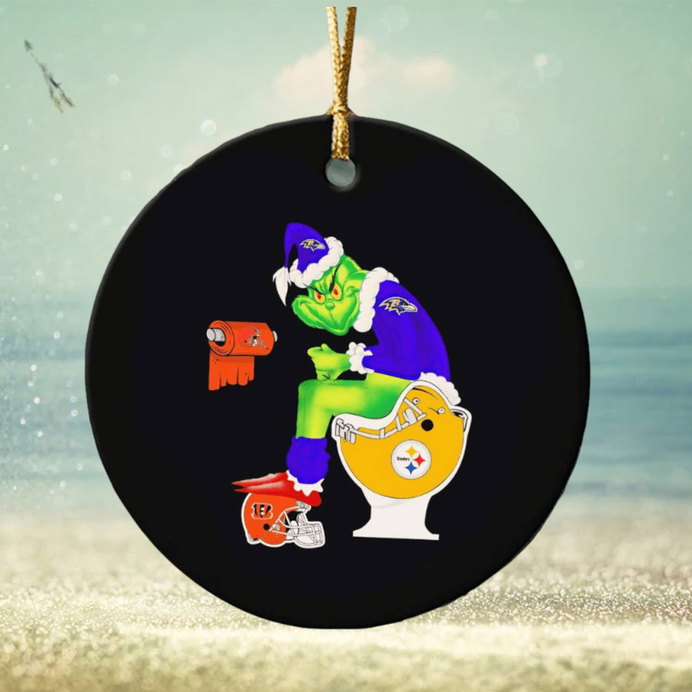 Grinch Baltimore Ravens shit on Pittsburgh Steelers ornament Grinch Baltimore Ravens shit on Pittsburgh Steelers ornament