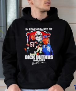 In Remembrance of Dick Butkus 1942 – 2023 signatures shirt
