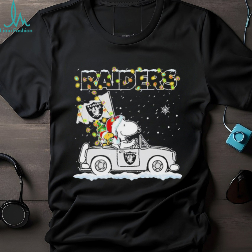 Just a girl who lover christmas and love Las Vegas Raiders Snoopy