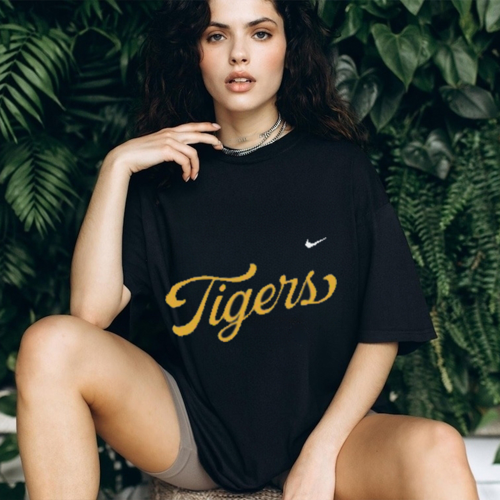 MIZZOU TIGERS NIKE® 2023 TIGERS SCRIPT LONG SHIRT MIZZOU TIGERS NIKE® 2023 TIGERS SCRIPT LONG SHIRT