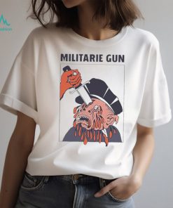 Militarie gun cop stab shirt