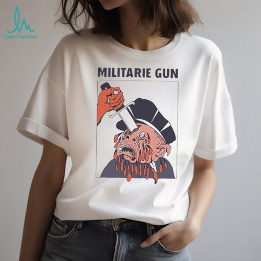 Militarie gun cop stab shirt