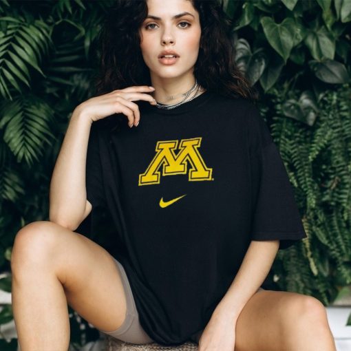 Minnesota Golden Gophers Nike Spotlight Raglan Performance T Shirt