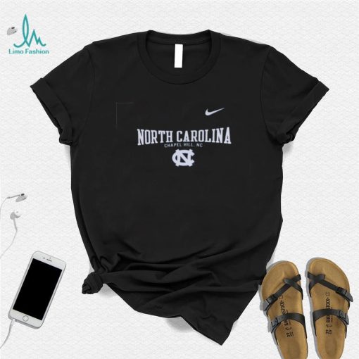 Nike Men’s North Carolina Tar Heels Classic Core Cotton Logo T Shirt