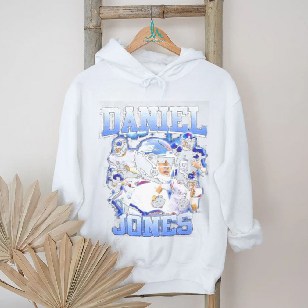 FREE shipping Daniel Jones New York Giants 90s Vintage NFL shirt, Unisex  tee, hoodie, sweater, v-neck and tank top