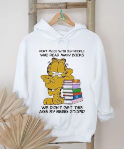 Official Don’t Mess With Old People Who Read Many Books Shirt