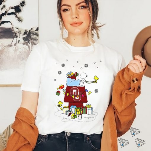 Official Oklahoma Sooners Santa Snoopy Wish You A Merry Christmas T Shirt