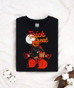 Official Trick Or Treat A Spooktacular Halloween Ride