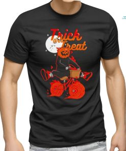 Official Trick Or Treat A Spooktacular Halloween Ride