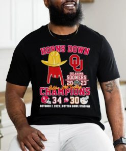 Oklahoma Sooners vs Texas Longhorns 34 30 Horns Down Golden Hat Trophy Champions 2023 Shirt