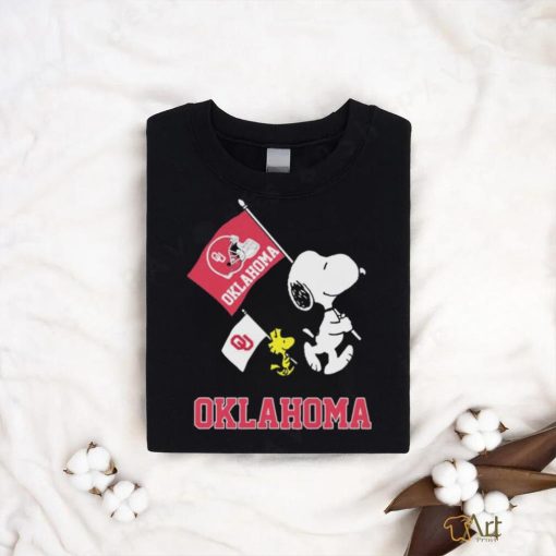 Peanuts Snoopy And Woodstock Parade Flag Oklahoma Sooners Shirt