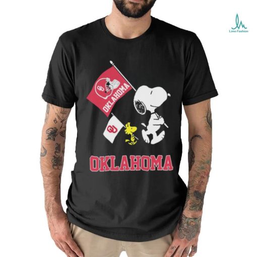 Peanuts Snoopy And Woodstock Parade Flag Oklahoma Sooners Shirt