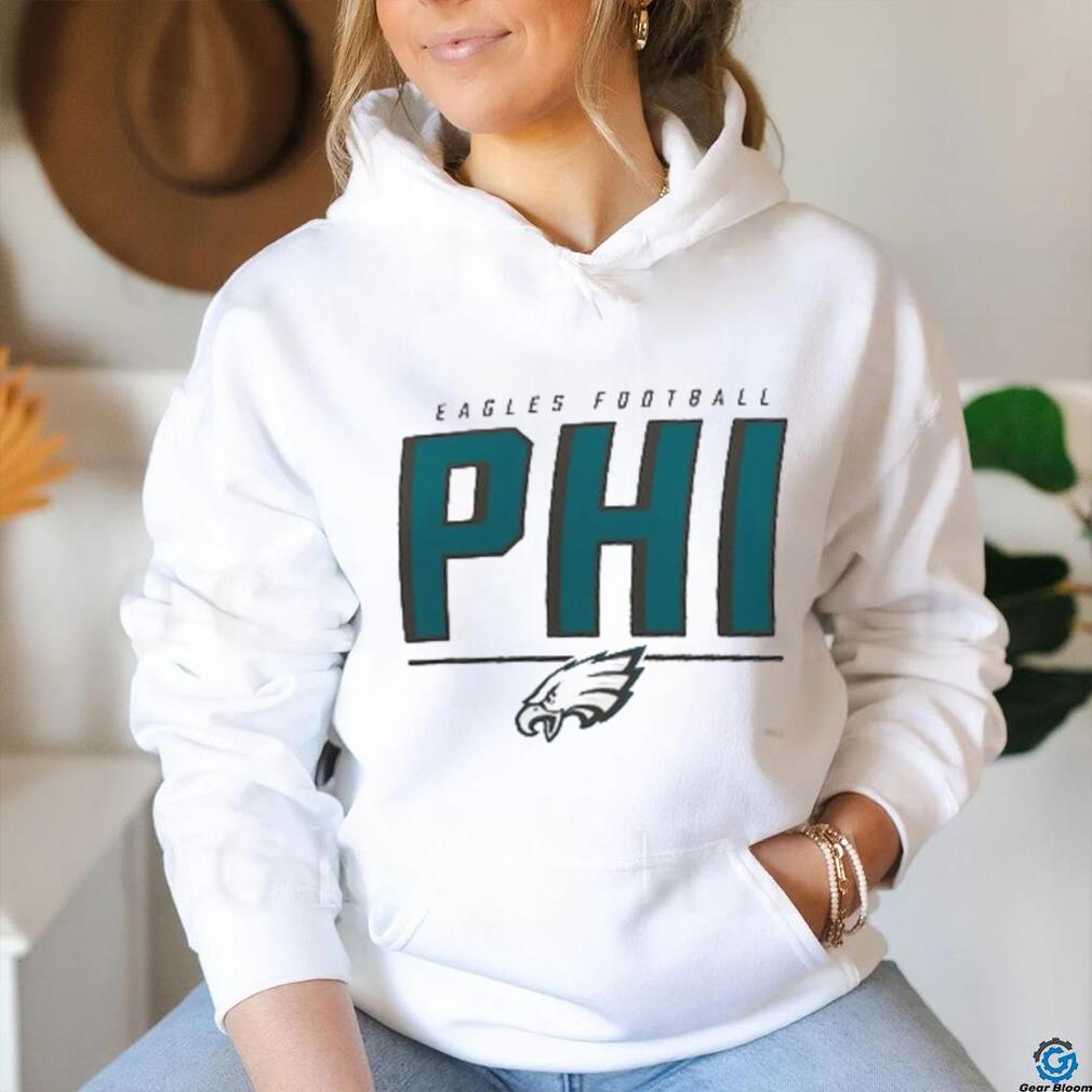Fanatics wants to 'make it right' with Eagles fans who received crooked  merchandise - WHYY