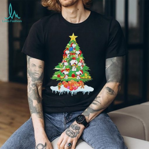 Pine tree Snoopy and Woodstock merry Christmas shirt