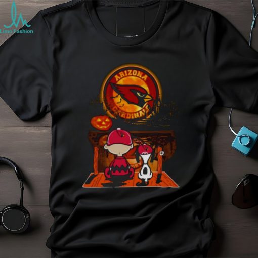 Snoopy And Charlie Brown Arizona Cardinals Sitting Under Moon Halloween 2023 T shirt