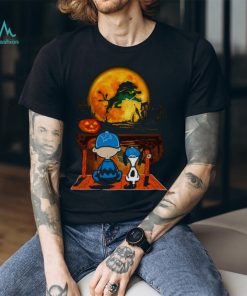 Snoopy And Charlie Brown Detroit Lions Sitting Under Moon Halloween 2023 T shirt