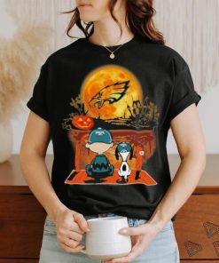 Snoopy and Charlie Brown Pumpkin Philadelphia Eagles Halloween Moon Shirt