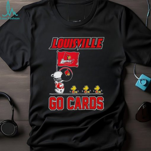 Snoopy and Woodstock holding flag Louisville go Cards shirt