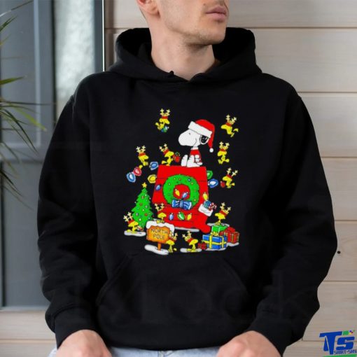 Snoopy and Woodstock on doghouse Merry Christmas shirt