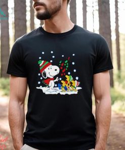 Snoopy and Woodstock singing Merry Christmas shirt